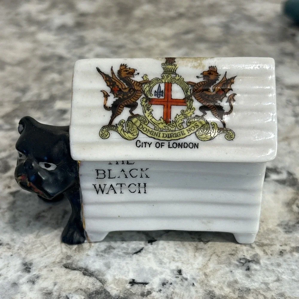 Antique Vintage Crested Heraldic China Figure‎ Black Bull Dog City Of London